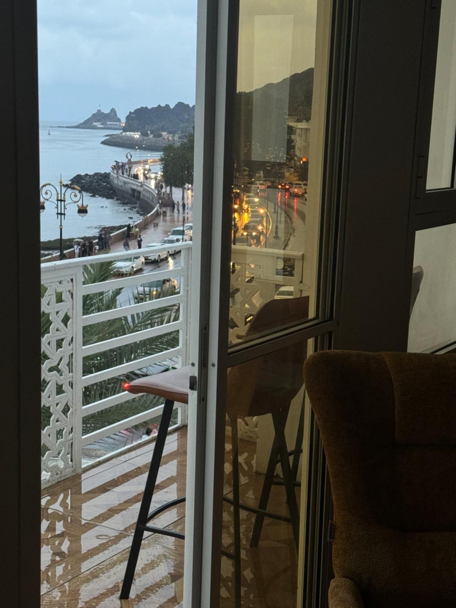 Apartament Muttrah Souq And Sea View Maskat Zewnętrze zdjęcie